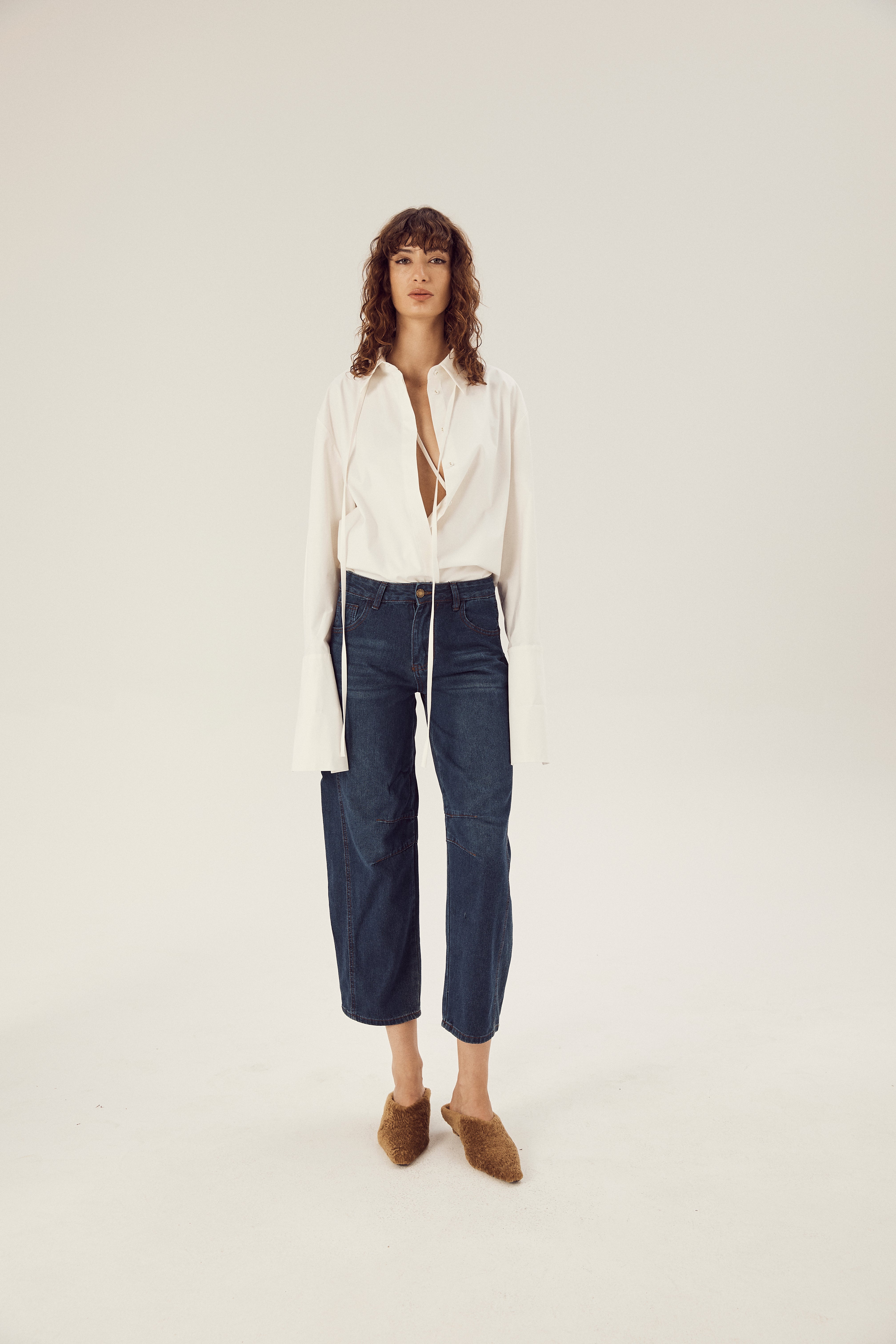 Joan Barrel Crop Washed Jean