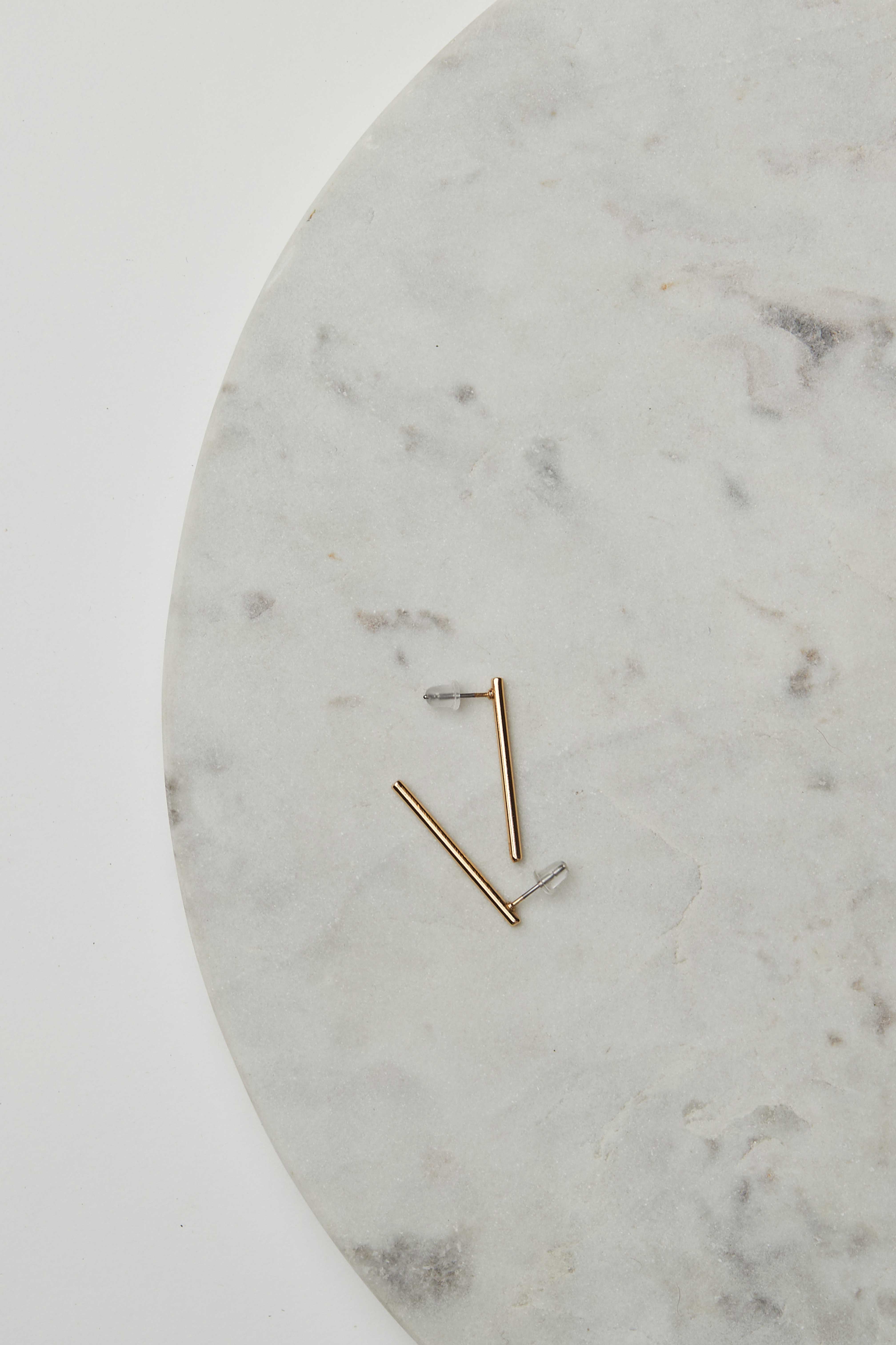 Long Bar Earrings Gold